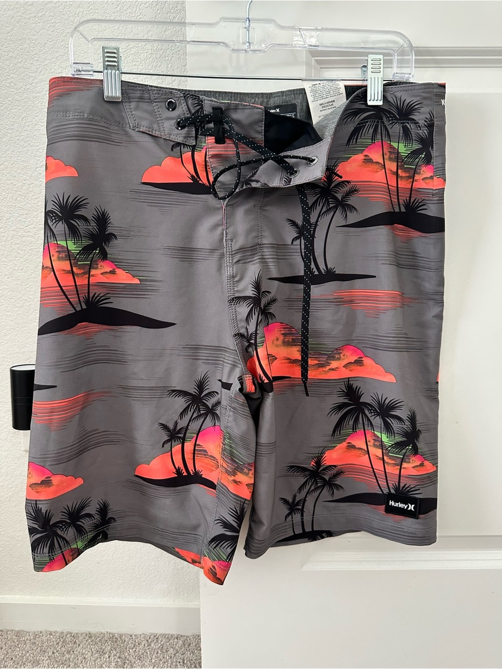 Hurley Men's Gray Boardshorts with Coral and Black Tropical Print